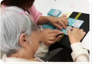 製品の梱包作業